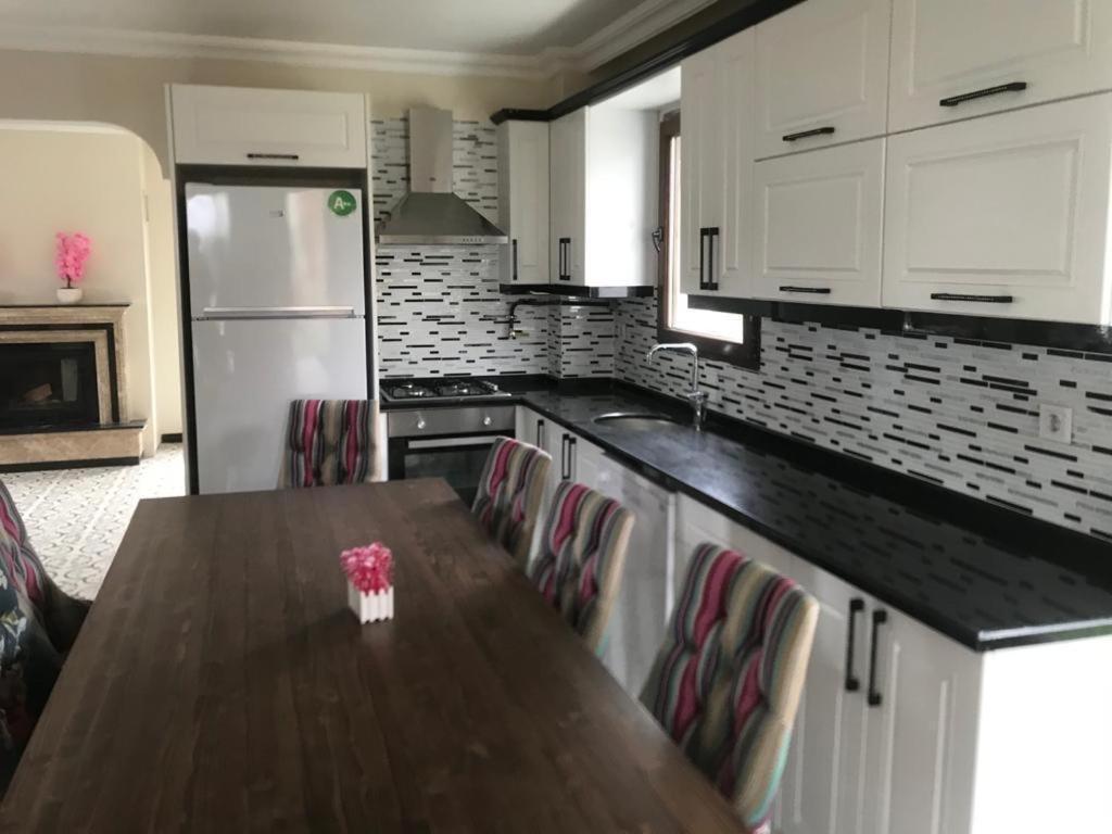 Sapanca Manzara Villa 1 Isitma Havuzlu Luaran gambar